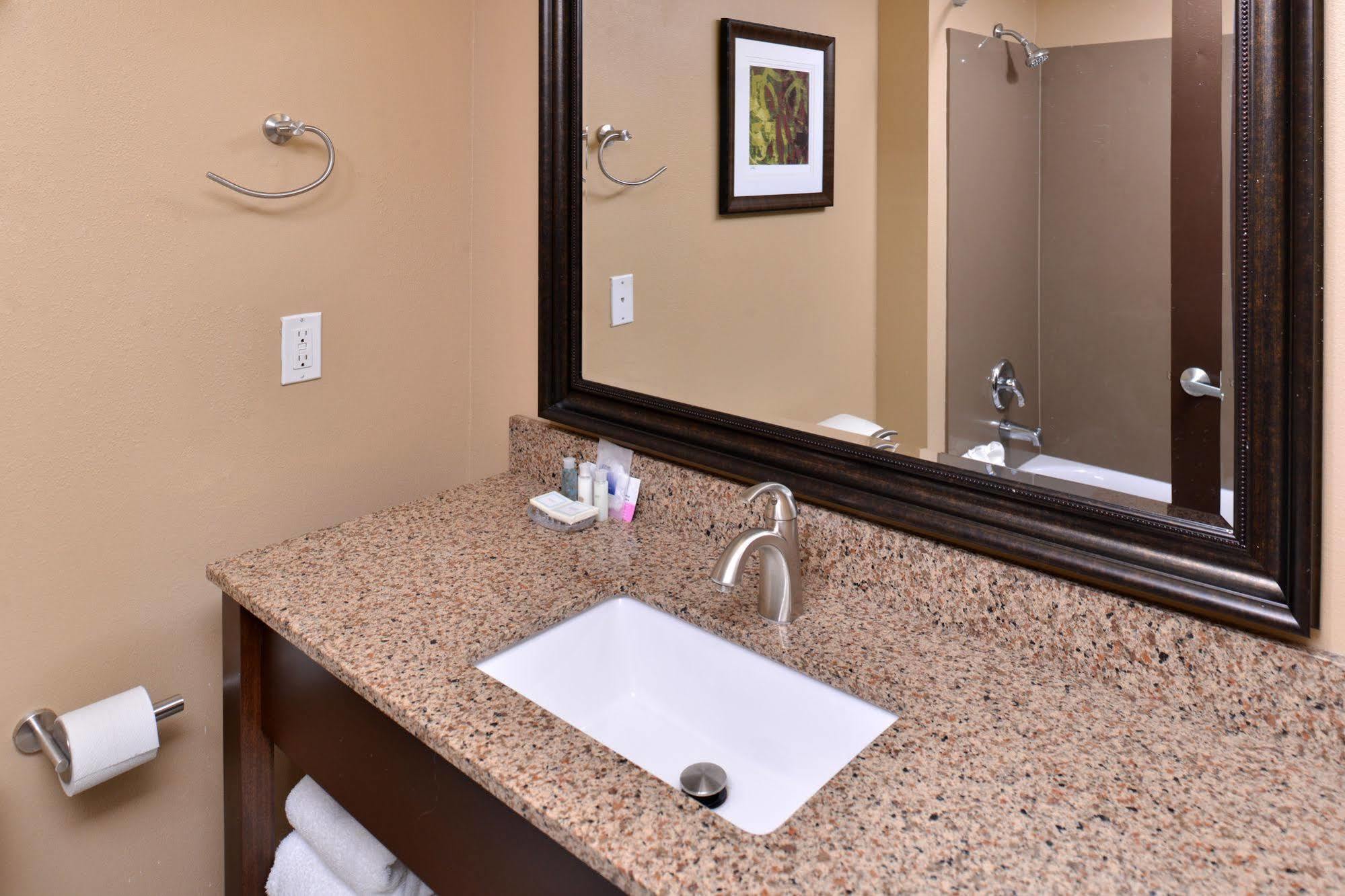 Best Western Woodland Inn Luaran gambar
