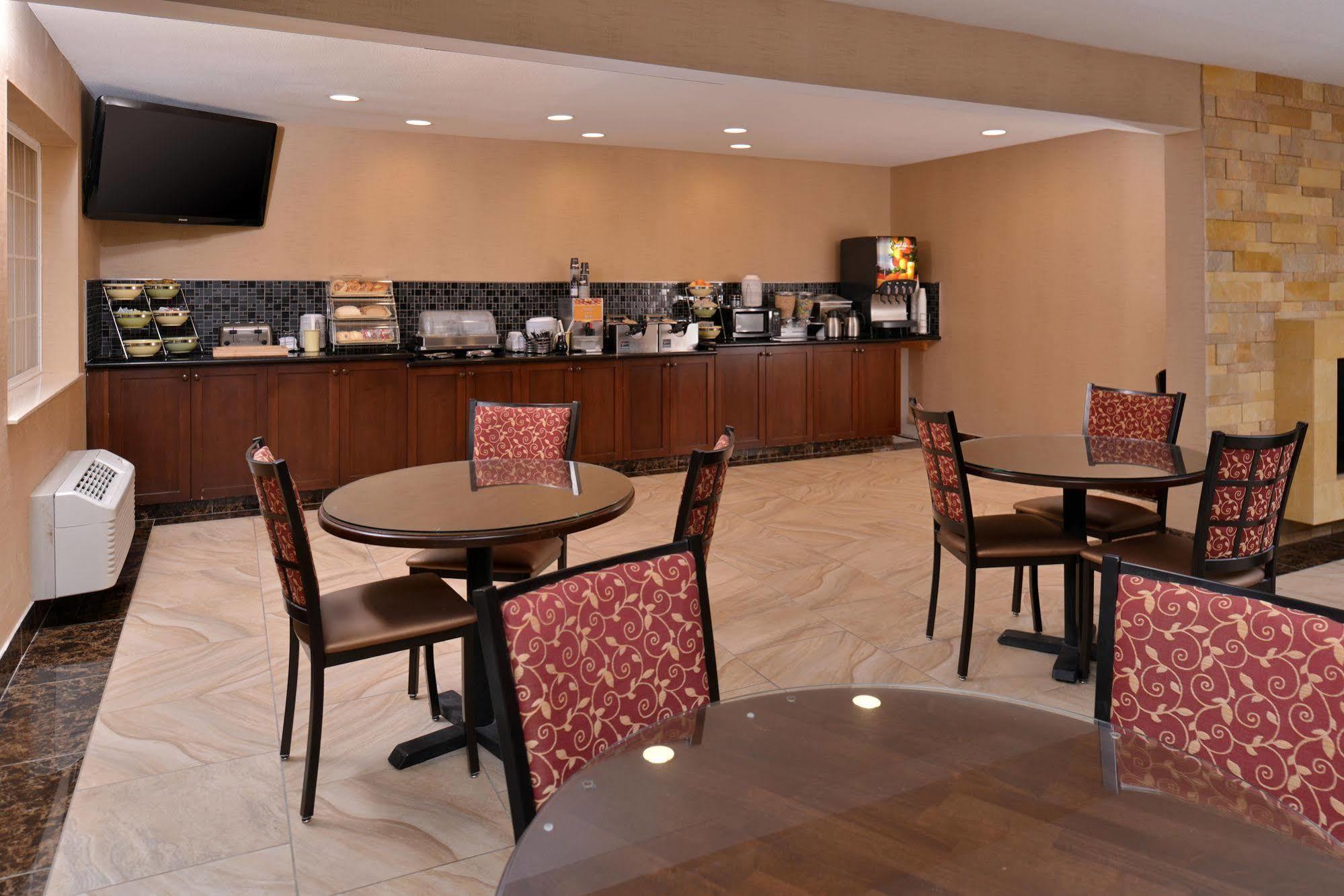 Best Western Woodland Inn Luaran gambar